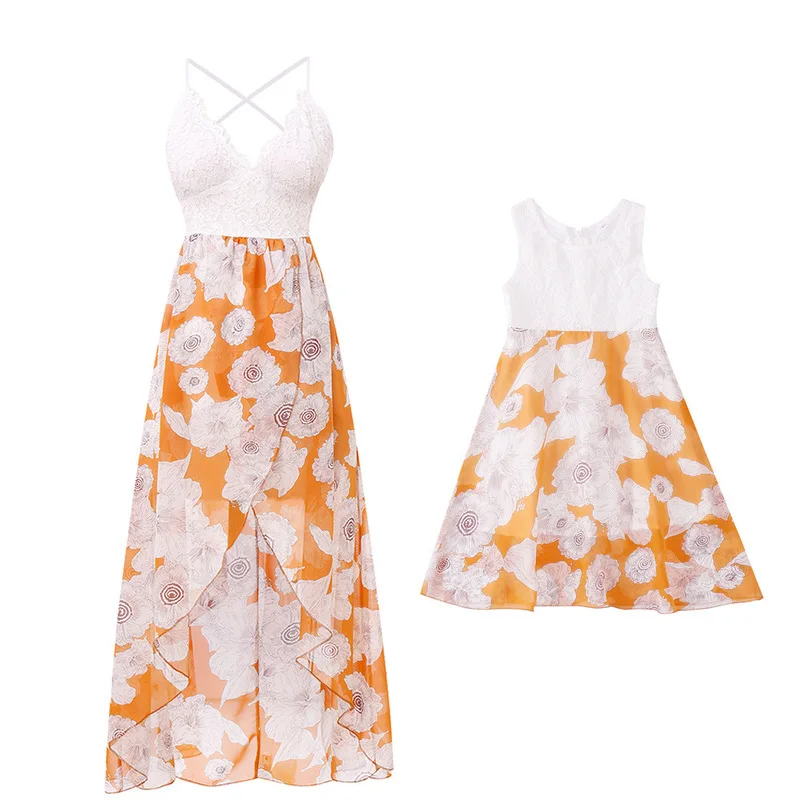 Family Matching Clothes 2019 new style Patchwork Floral Summer Girl Clothes Mom And Daughter Lace Dress Mommy And Me Clothes
Family Matching Clothes 2019 new style Patchwork Floral Summer Girl Clothes Mom And Daughter Lace Dress Mommy And Me Clothes