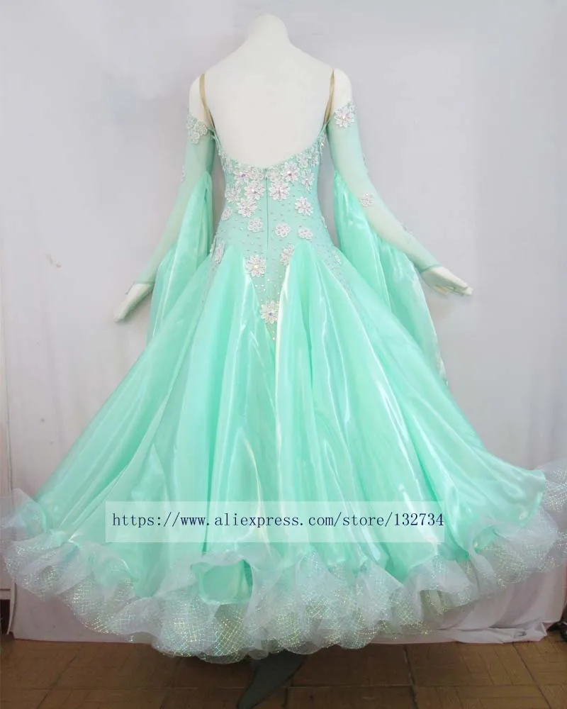 Dance costumes supplier Stretch Performance ballet dress wholesale.ballroom dance competition dresses ballroom dance wear B-0539
Dance costumes supplier Stretch Performance ballet dress wholesale.ballroom dance competition dresses ballroom dance wear B-0539