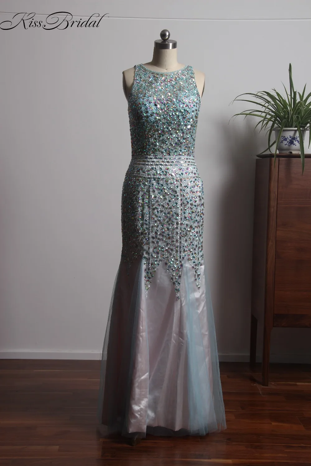 Luxury Tulle Prom Dresses Long Crystal Beaded Mermaid Evening Formal Gowns Open Back abiye gece elbisesi 2017
Luxury Tulle Prom Dresses Long Crystal Beaded Mermaid Evening Formal Gowns Open Back abiye gece elbisesi 2017