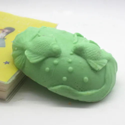 Silicone soap mold One pair of goldfish oval shape fondant cake chocolate clay mould wholesale mould tools
Silicone soap mold One pair of goldfish oval shape fondant cake chocolate clay mould wholesale mould tools