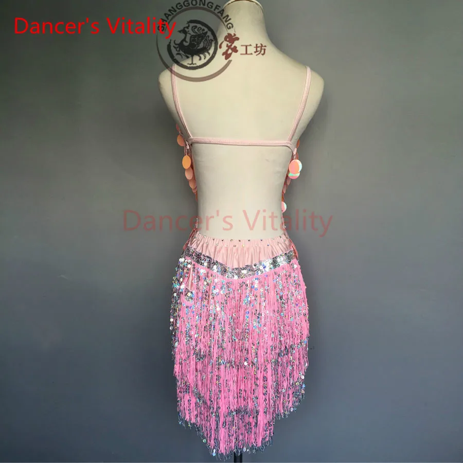 Dancer's Vitality 2017 Sequins V Collar Back Opening Latin Dance Dress Women Samba Salsa Tango Dress For Latin Competition Dress
Dancer's Vitality 2017 Sequins V Collar Back Opening Latin Dance Dress Women Samba Salsa Tango Dress For Latin Competition Dress