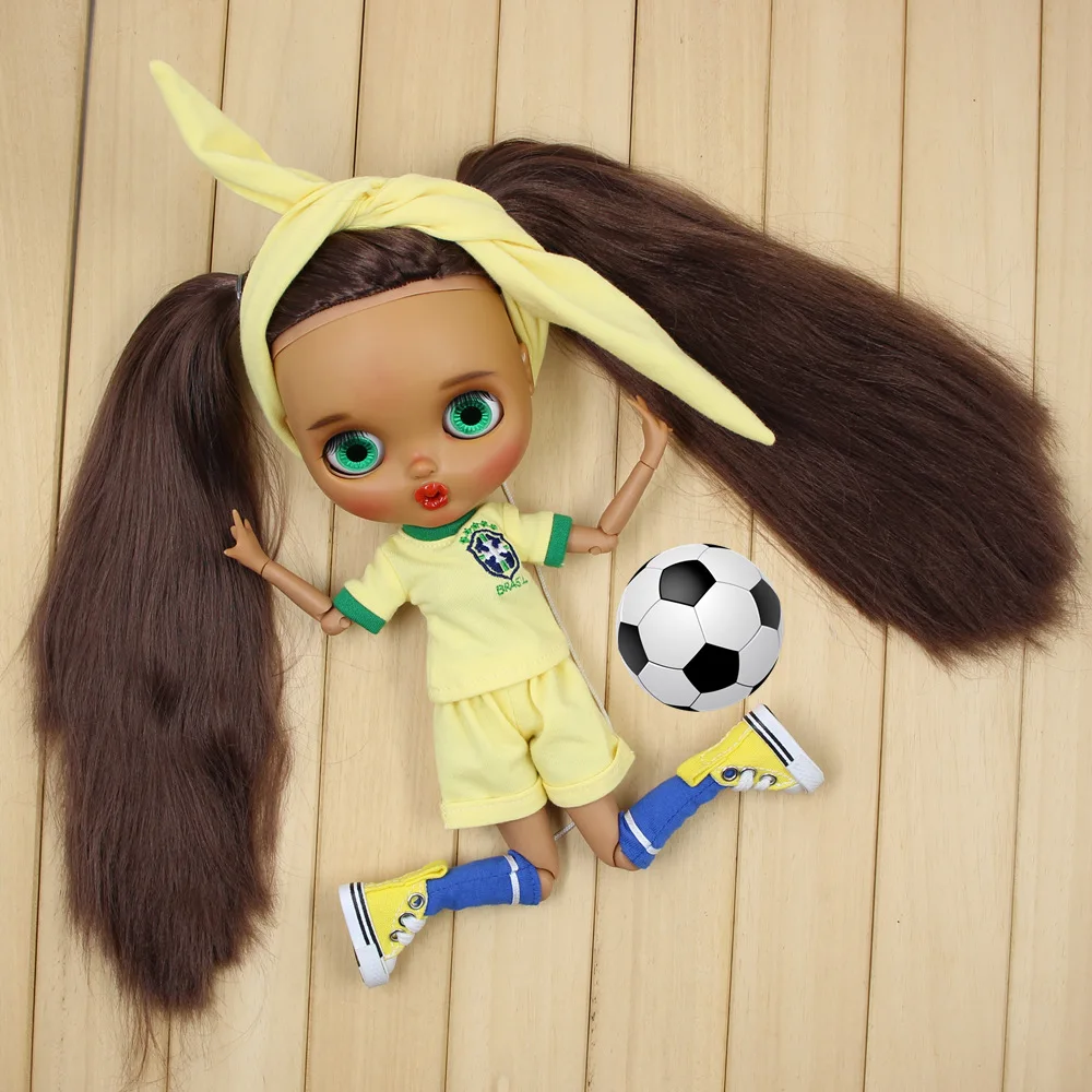 Outfits for Blyth doll A set of Football clothes,Brasil team,with hairband and socks suit for 1/6 azone BJD icy dbs
Outfits for Blyth doll A set of Football clothes,Brasil team,with hairband and socks suit for 1/6 azone BJD icy dbs