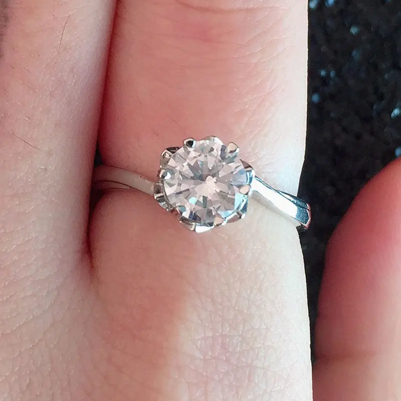 Huitan Irregular Female Ring Fashion Jewelry Wedding Ring For Wife Luxury Creative Propose Ring solitaire Brilliant Cubic Zircon
Huitan Irregular Female Ring Fashion Jewelry Wedding Ring For Wife Luxury Creative Propose Ring solitaire Brilliant Cubic Zircon
