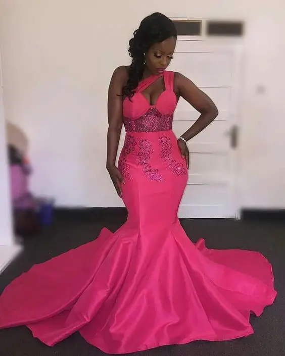 African Long Mermaid Prom Dresses New Black Girl Sleeveless Sweep Strain Applique Formal Evening Party Gowns
African Long Mermaid Prom Dresses New Black Girl Sleeveless Sweep Strain Applique Formal Evening Party Gowns