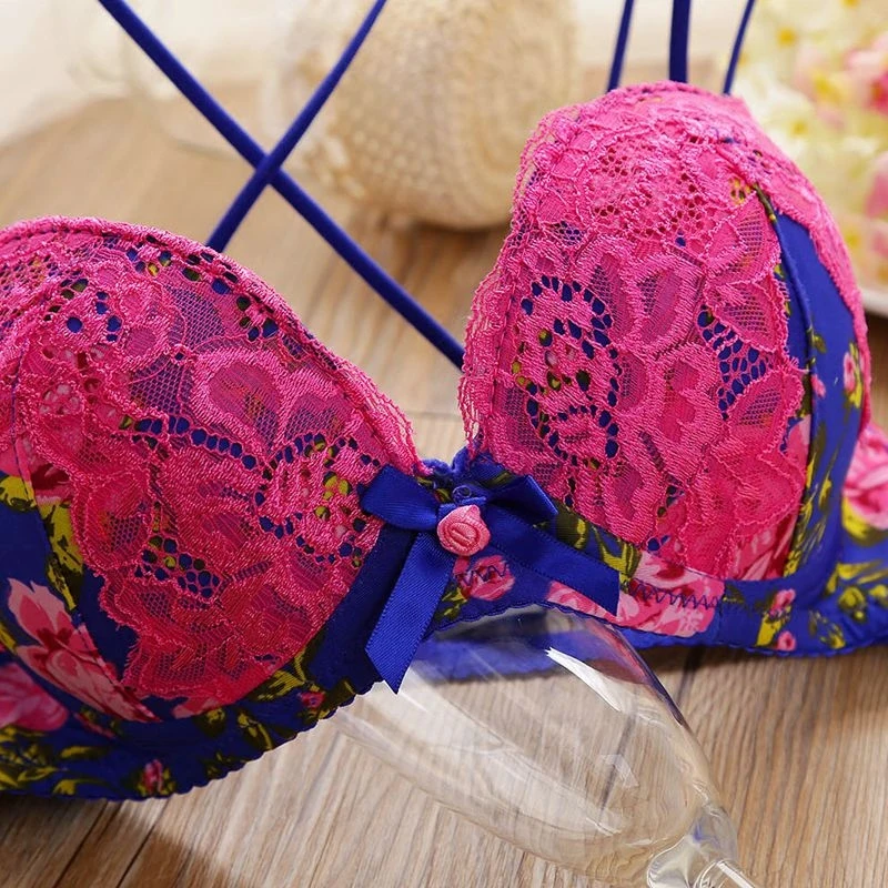 2019 Brand New Women Underwear Lovely Floral Lace Bra Brief Sets Sexy Halter Young Girl Brand Embroidery Gather Casual Bra Panty
2019 Brand New Women Underwear Lovely Floral Lace Bra Brief Sets Sexy Halter Young Girl Brand Embroidery Gather Casual Bra Panty