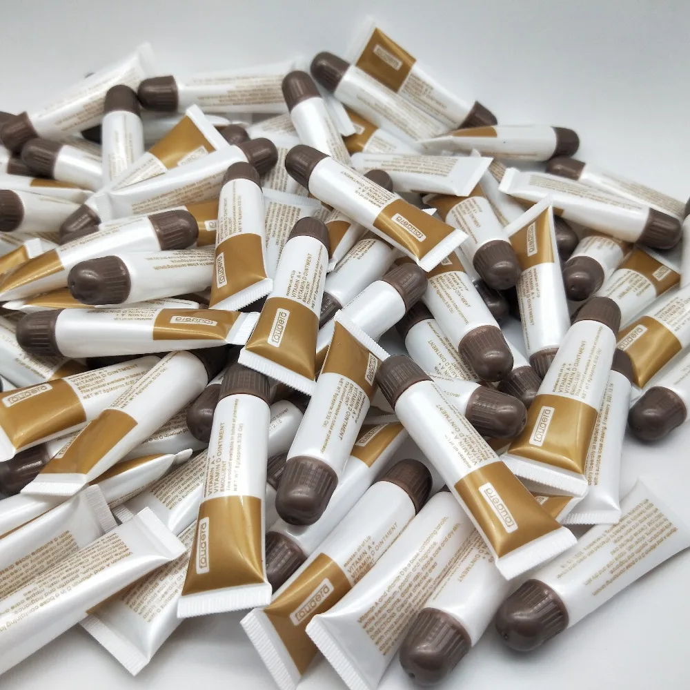 50pcs/lot Tattoo Repairing Cream Vitamin A+D Ointment Tattoo Aftercare Cream Permanent Makeup Accessories
50pcs/lot Tattoo Repairing Cream Vitamin A+D Ointment Tattoo Aftercare Cream Permanent Makeup Accessories