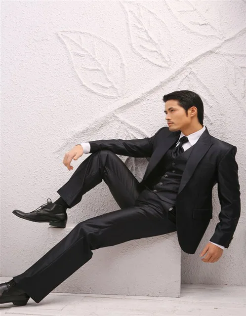 2018 Best Man BridegroomTailor Made Suit Groom Tuxedo Shiny Black Groomsmen Peak Lapel Wedding/Dinner Suit(Jacket+Pants+Tie+Vest
2018 Best Man BridegroomTailor Made Suit Groom Tuxedo Shiny Black Groomsmen Peak Lapel Wedding/Dinner Suit(Jacket+Pants+Tie+Vest