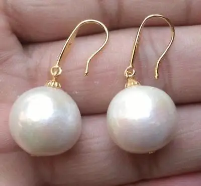 A pair of Huge natural 12--13MM south sea white pearl earrings 14K/20 Gold Fine Jewelry>>Beads
A pair of Huge natural 12--13MM south sea white pearl earrings 14K/20 Gold Fine Jewelry>>Beads