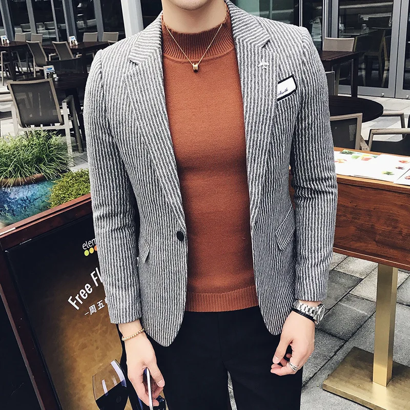 2019 Autumn Wool Blend Stripe Mens Blazer Jacket Casual Slim Fit Men Blazer Long Sleeve Male Suit Coat Wedding Dress Clothes
2019 Autumn Wool Blend Stripe Mens Blazer Jacket Casual Slim Fit Men Blazer Long Sleeve Male Suit Coat Wedding Dress Clothes