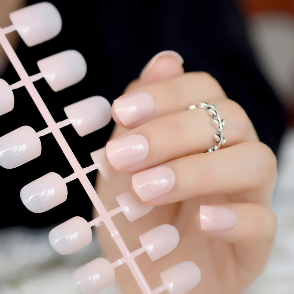 Fashion Aquoval Short Nude Pink Nail Tips False Nails Candy Light Pink Artificial French Fake Nail Salon Decorated Full Cover
Fashion Aquoval Short Nude Pink Nail Tips False Nails Candy Light Pink Artificial French Fake Nail Salon Decorated Full Cover