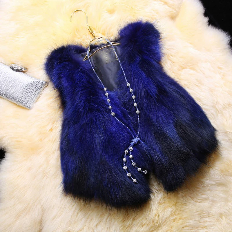 Gradient natural fox fur vest waistcoat women short V neck sleeveless coat new autumn and winter free shipping
Gradient natural fox fur vest waistcoat women short V neck sleeveless coat new autumn and winter free shipping