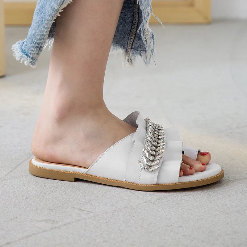 WETKISS Genuine Leather Slippers Woman 2019 New Women Slides Shoes Flip Flop Mules Shoes Summer Crystal Flat Slides Shoes White
WETKISS Genuine Leather Slippers Woman 2019 New Women Slides Shoes Flip Flop Mules Shoes Summer Crystal Flat Slides Shoes White