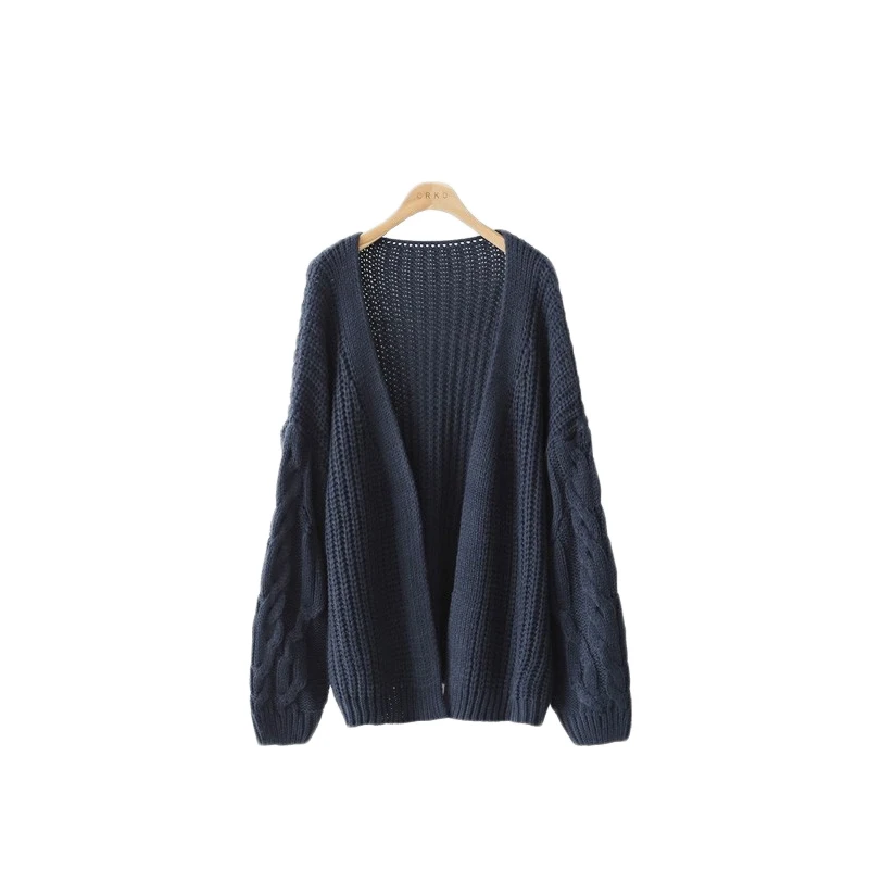 Women 2019 Autumn Winter Fashion Women Long Sleeve loose knitting cardigan sweater Women Knitted Female Cardigan high quality
Women 2019 Autumn Winter Fashion Women Long Sleeve loose knitting cardigan sweater Women Knitted Female Cardigan high quality