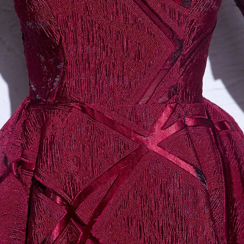 LPTUTTI New Sexy Woman Plus Size Social Festive Elegant Formal Prom Party Gowns Fancy Short Luxury Cocktail Dresses
LPTUTTI New Sexy Woman Plus Size Social Festive Elegant Formal Prom Party Gowns Fancy Short Luxury Cocktail Dresses