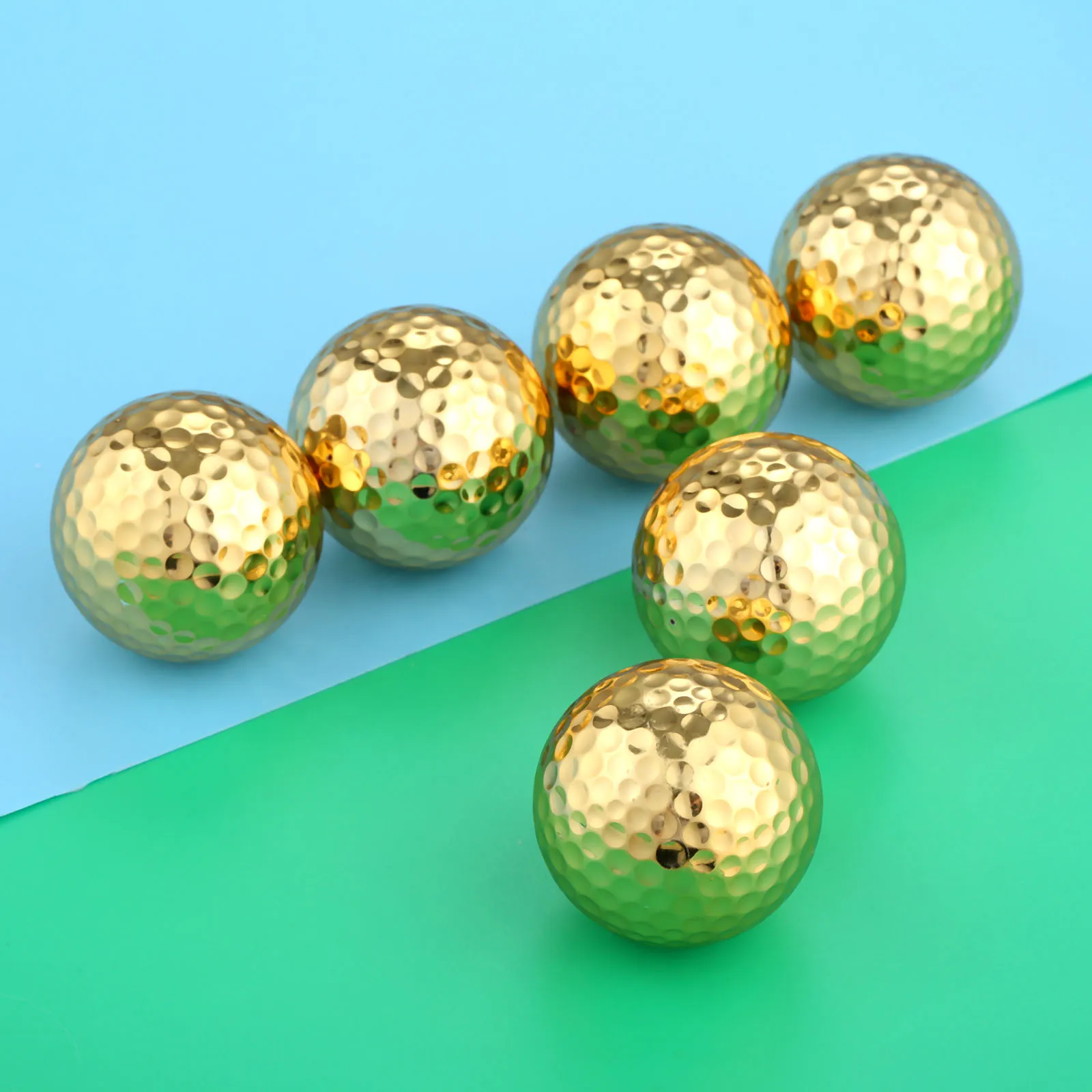 6 Pcs/Lot Two Layer Gold Color Golf Balls Golf Practice Balls Golfer Training Accessories Diameter 42.67mm
6 Pcs/Lot Two Layer Gold Color Golf Balls Golf Practice Balls Golfer Training Accessories Diameter 42.67mm