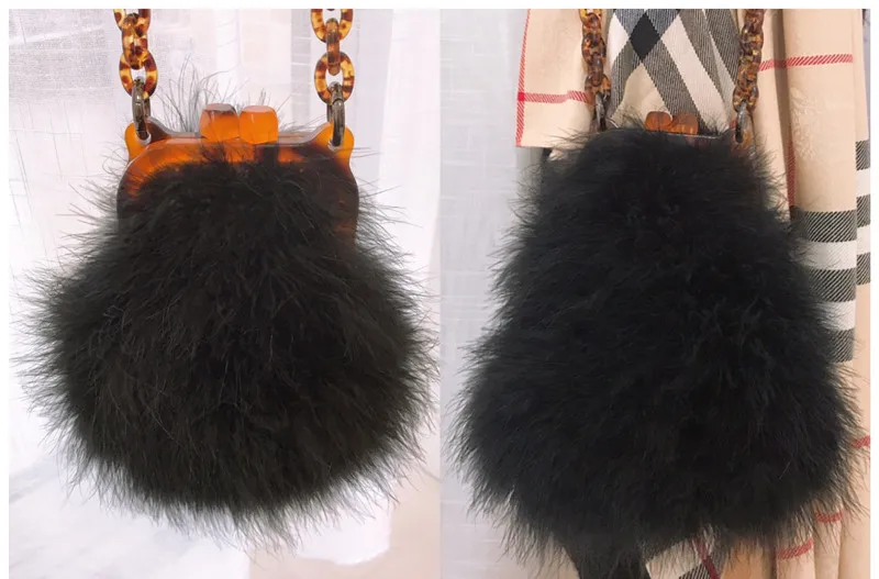 Winter Women Fur Bag Ostrich feather Acrylic Chain Lady Purse Handbags Luxury Design Mini Clip Bags Vintage Chic Messenger Bag
Winter Women Fur Bag Ostrich feather Acrylic Chain Lady Purse Handbags Luxury Design Mini Clip Bags Vintage Chic Messenger Bag