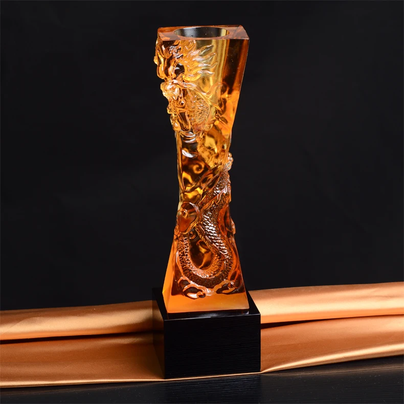 Top quality!Crystal Glass Dragon Trophy Super Atmosphere New Trophy Annual Meeting Awards Gift Souvenirs,Free shipping!
Top quality!Crystal Glass Dragon Trophy Super Atmosphere New Trophy Annual Meeting Awards Gift Souvenirs,Free shipping!