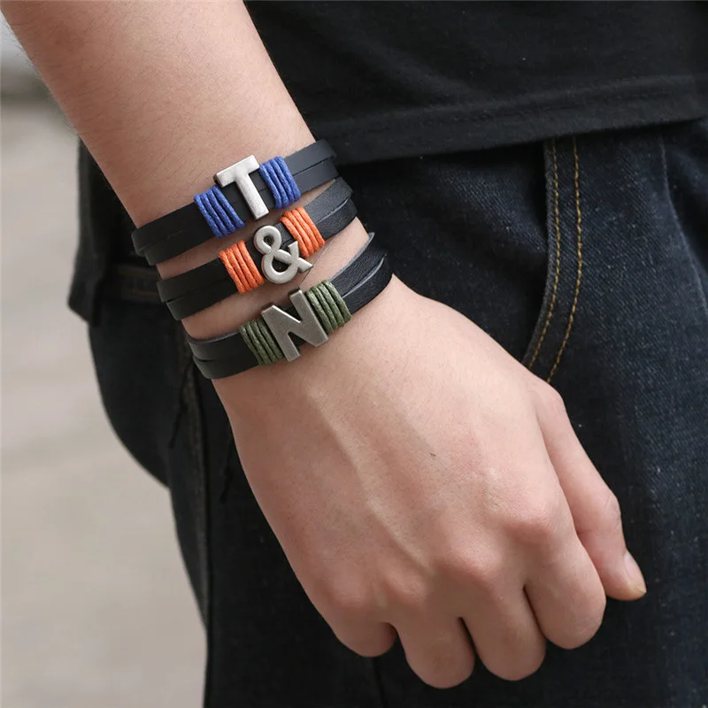 New Fashion Men 26 Letters Leather Bracelet women Pulseira Simple Adjustable size Style Multi-Layer Bracelet Ladies Pulseras
New Fashion Men 26 Letters Leather Bracelet women Pulseira Simple Adjustable size Style Multi-Layer Bracelet Ladies Pulseras