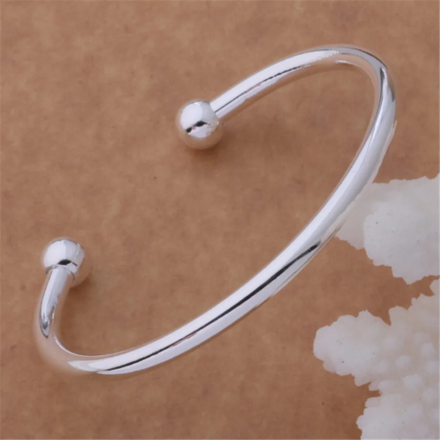 fine fashion Wedding for women factory wholesale silver color jewelry cute charm Women simple retro bracelet B027
fine fashion Wedding for women factory wholesale silver color jewelry cute charm Women simple retro bracelet B027