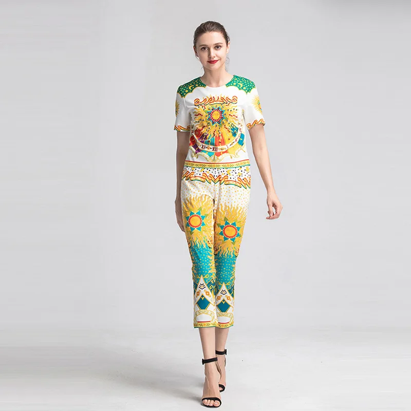 High Quality Two-Piece 2019 Summer New Women's Street Cartoon Print O-Neck Short Sleeve T-shirt Seven Pants Sets Female L319
High Quality Two-Piece 2019 Summer New Women's Street Cartoon Print O-Neck Short Sleeve T-shirt Seven Pants Sets Female L319