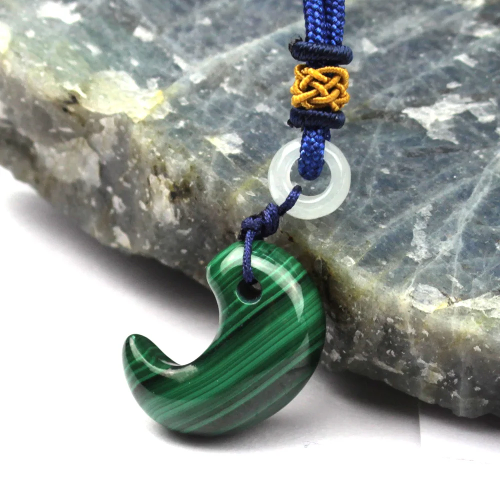 hook shape natural malachite stone necklaces pendant natural stone beads pendant DIY jewelry for woman wholesale !
hook shape natural malachite stone necklaces pendant natural stone beads pendant DIY jewelry for woman wholesale !