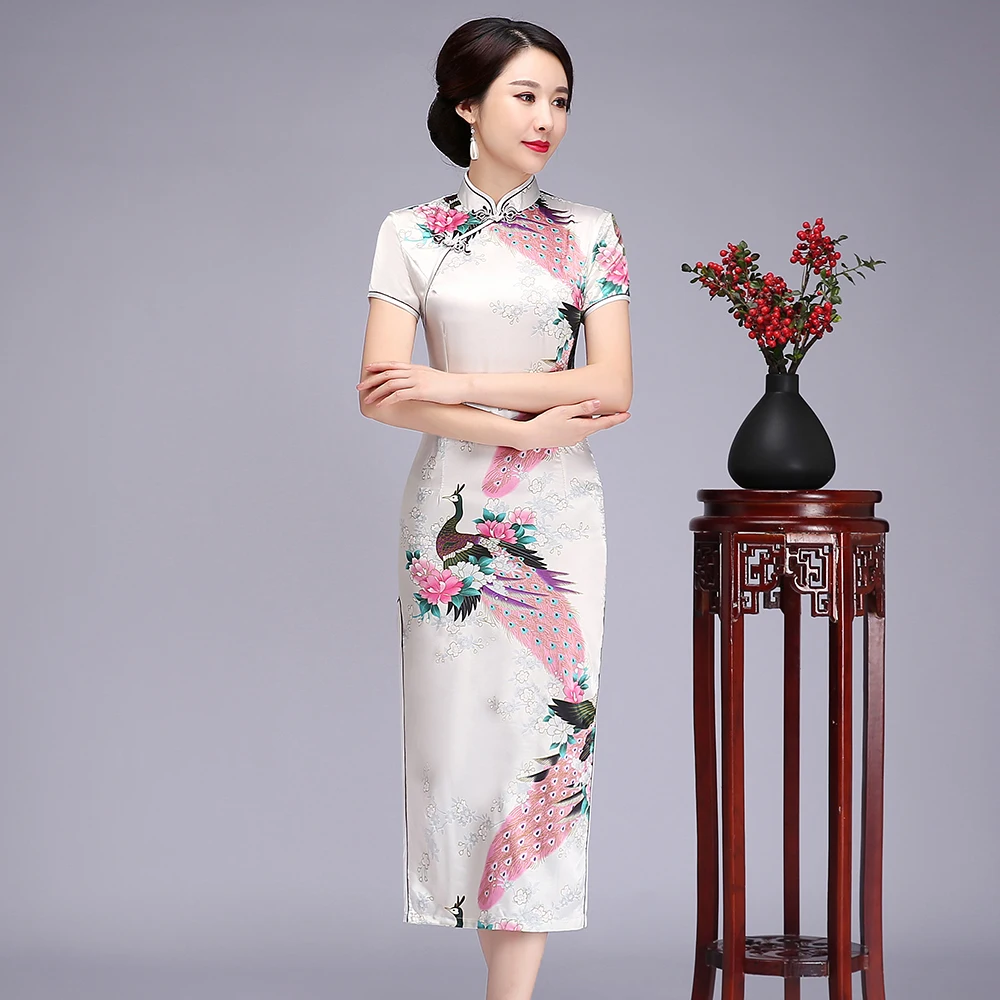 Traditional Chinese Women Rayon Cheongsam Print Flower Elegant Slim Qipao Summer Short Sleeve Dress Oversize Vestidos 5XL 6XL
Traditional Chinese Women Rayon Cheongsam Print Flower Elegant Slim Qipao Summer Short Sleeve Dress Oversize Vestidos 5XL 6XL
