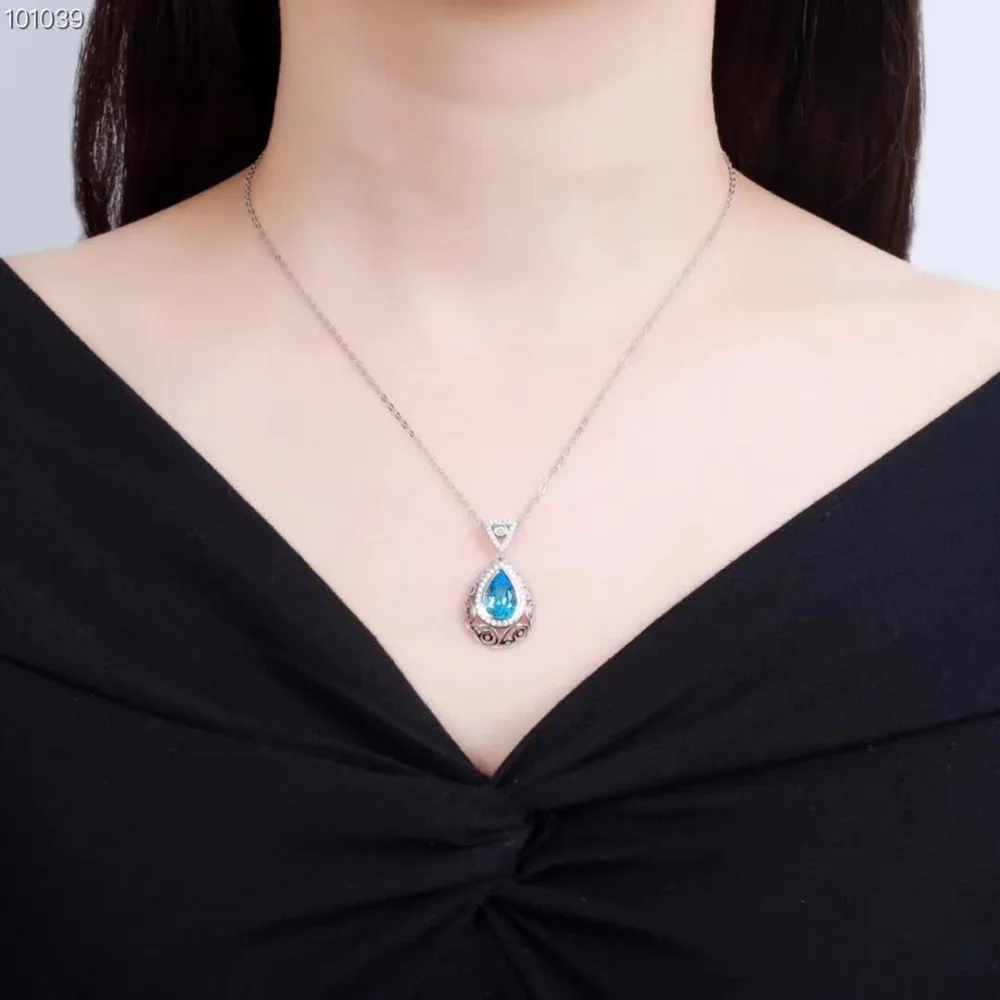 hot sale 2019 fashionable simple-designed natural blue topaz 925 sterling silver female pendant necklace
hot sale 2019 fashionable simple-designed natural blue topaz 925 sterling silver female pendant necklace