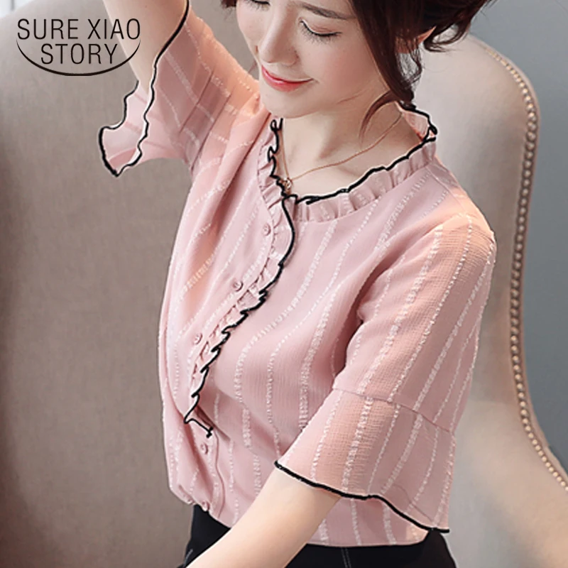 Mujer De Moda 2019 Plus Size Sexy Women Tops and Blouses Short Sleeve Chiffon Blouse Flare Sleeve Women Shirts Blusas 3393 50
Mujer De Moda 2019 Plus Size Sexy Women Tops and Blouses Short Sleeve Chiffon Blouse Flare Sleeve Women Shirts Blusas 3393 50