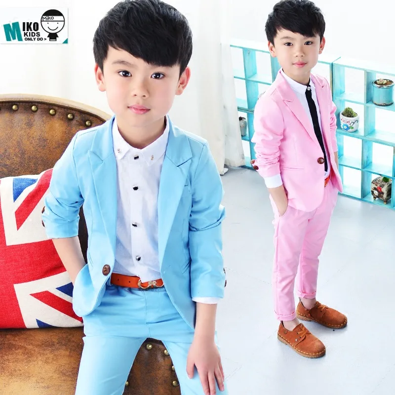 2017 Popular Korean Boys' Leisure Wear Suit In Spring And Autumn New England Boy 2 Piece Suits Coat+Pant Blue Pink Size 100-140
2017 Popular Korean Boys' Leisure Wear Suit In Spring And Autumn New England Boy 2 Piece Suits Coat+Pant Blue Pink Size 100-140