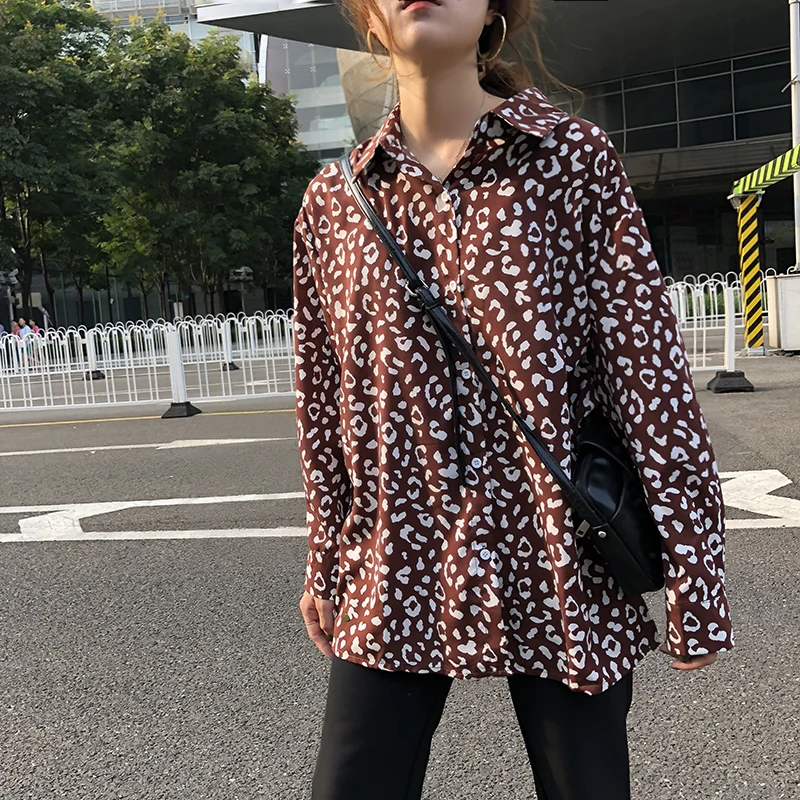 Fashion Brand Spring Fall Chiffon Style Blouse Streetwear Women Tops Turn-down Collar Shirts Leopard Blusa Vetement Femme White
Fashion Brand Spring Fall Chiffon Style Blouse Streetwear Women Tops Turn-down Collar Shirts Leopard Blusa Vetement Femme White