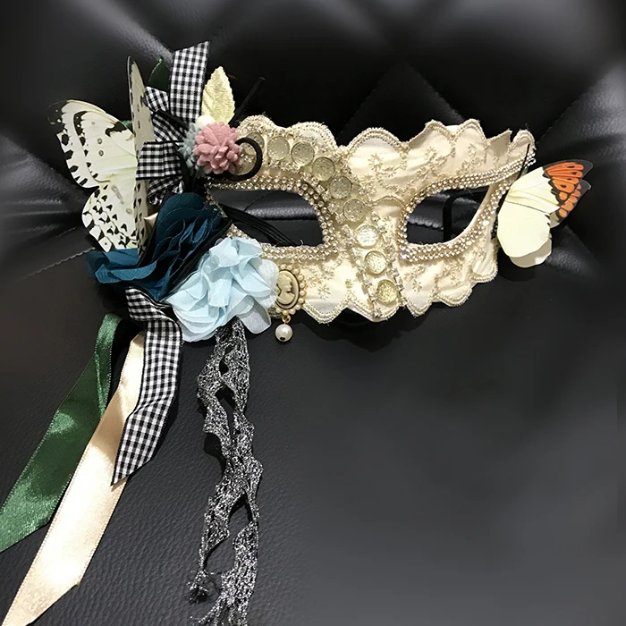 Sexy Party Mask Venetian Lace White Masquerade Mask Feather Roses Flower Party Eye Masks Vintage Costume Halloween Cosplay Mask
Sexy Party Mask Venetian Lace White Masquerade Mask Feather Roses Flower Party Eye Masks Vintage Costume Halloween Cosplay Mask