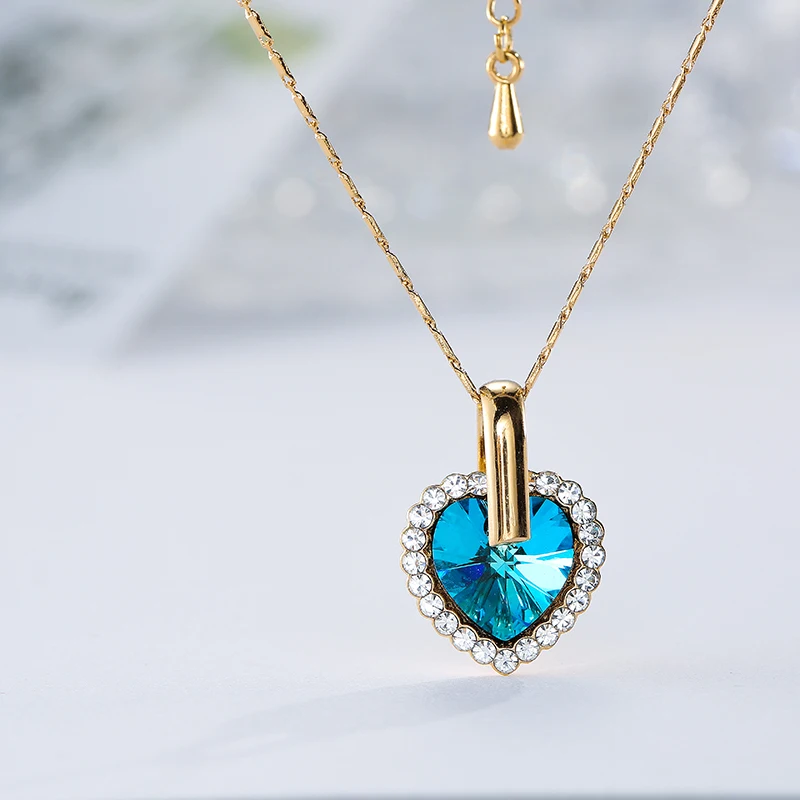 Elegant CZ Crystal Heart Pendant Necklace Blue Cubic Zirconia Charm Choker Necklace For Women Romantic Jewelry Gift Dropshipping
Elegant CZ Crystal Heart Pendant Necklace Blue Cubic Zirconia Charm Choker Necklace For Women Romantic Jewelry Gift Dropshipping