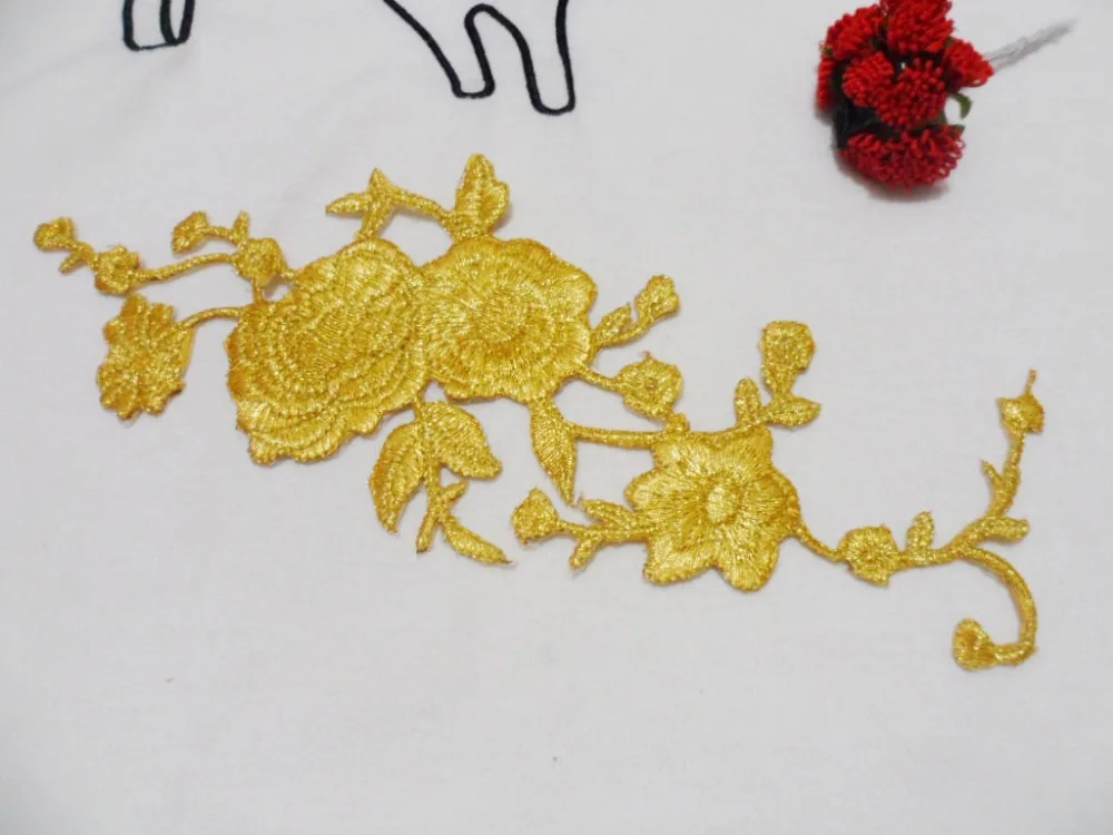 24*9.5 cm Flower embroidery patch iron on golden metallic embroidered iron on appliques motifs
24*9.5 cm Flower embroidery patch iron on golden metallic embroidered iron on appliques motifs