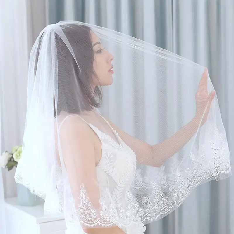 2 Tier Double Layer Women Wedding Veil Glitter Sequins Embellished Eyelash Scalloped Lace Trim Comb Bridal Veil Party Costume
2 Tier Double Layer Women Wedding Veil Glitter Sequins Embellished Eyelash Scalloped Lace Trim Comb Bridal Veil Party Costume