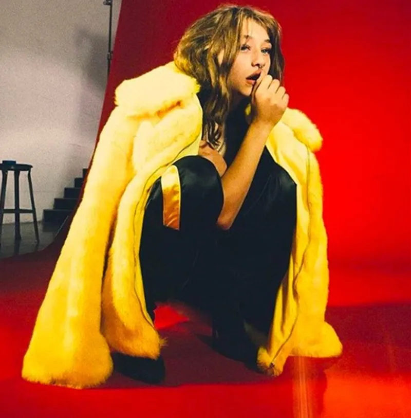 Gia Little Yellow Man Faux Fur Coat Women's Winter Warm Suit Hip Hop Out Of The Street Jacket Tu Cool Brother Solid Color Coat
Gia Little Yellow Man Faux Fur Coat Women's Winter Warm Suit Hip Hop Out Of The Street Jacket Tu Cool Brother Solid Color Coat