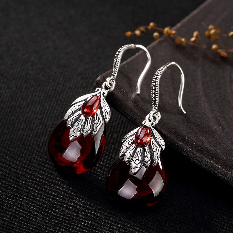 S925 silver retro auspicious clouds like a mosaic all-match high-grade chalcedony drop earrings earrings wholesale Ms.
S925 silver retro auspicious clouds like a mosaic all-match high-grade chalcedony drop earrings earrings wholesale Ms.