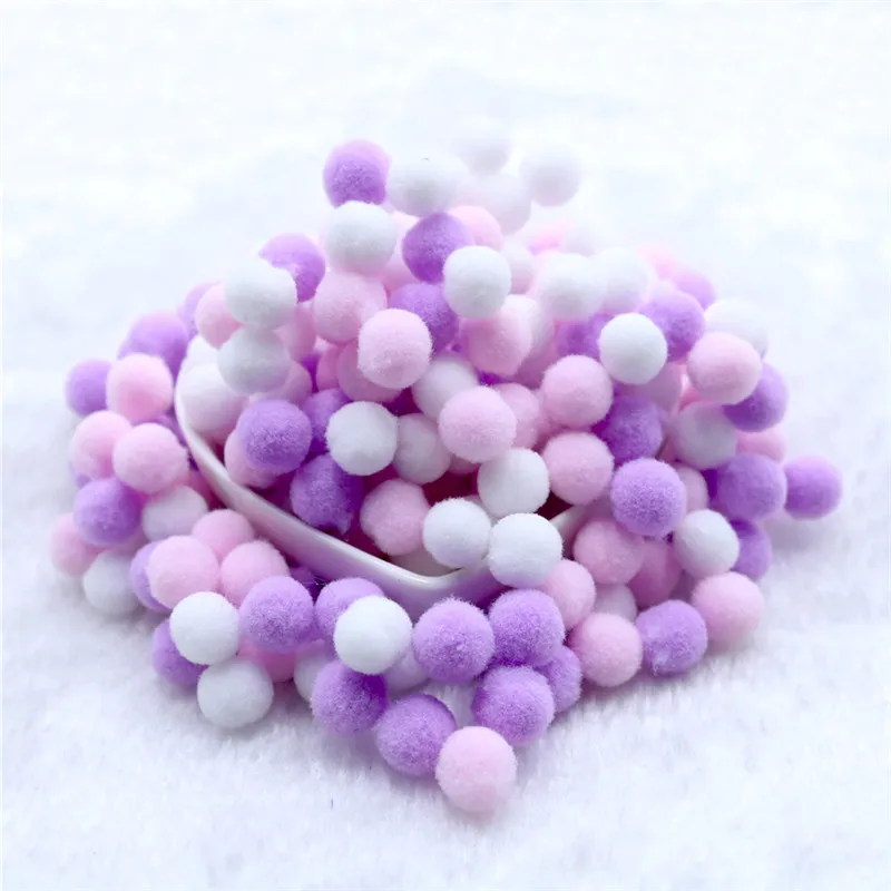 Fashion Multicolor Pompom 10mm 400 Pcs/ Bag Fur Craft DIY Crafts Soft Pom Poms Wedding Flowers Garment Sewing Home Decorations
Fashion Multicolor Pompom 10mm 400 Pcs/ Bag Fur Craft DIY Crafts Soft Pom Poms Wedding Flowers Garment Sewing Home Decorations