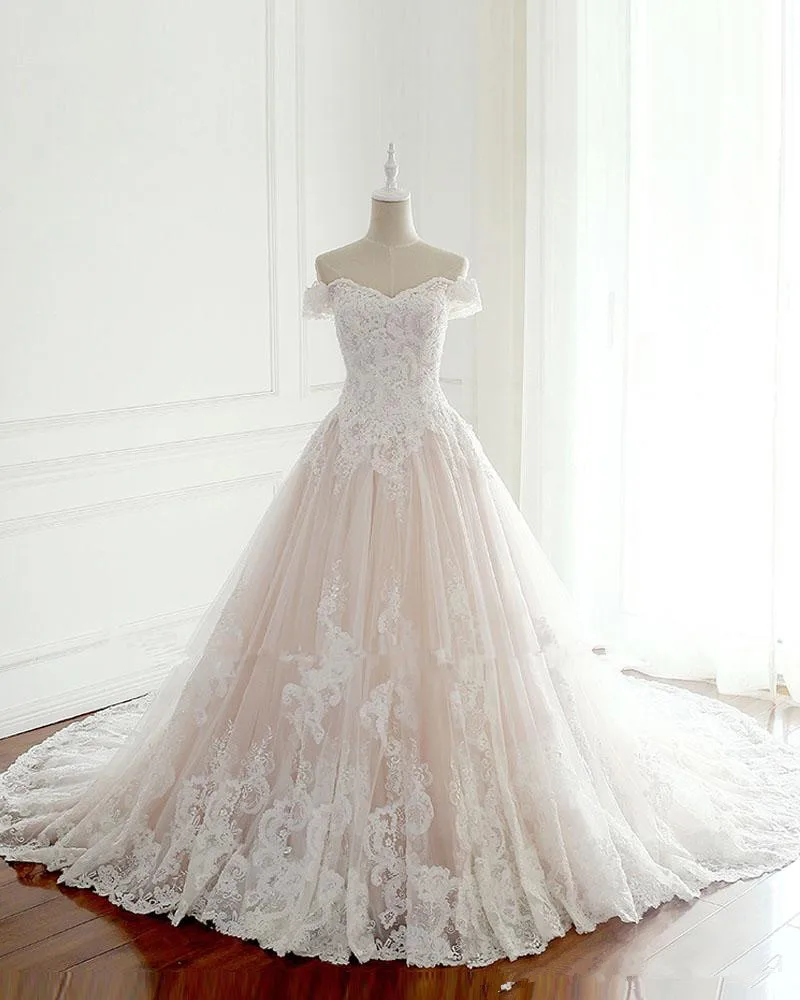 New 2019 Princess Wedding Dresses Turkey White Appliques Pink Satin Inside Elegant Bride Gowns Plus Size
New 2019 Princess Wedding Dresses Turkey White Appliques Pink Satin Inside Elegant Bride Gowns Plus Size
