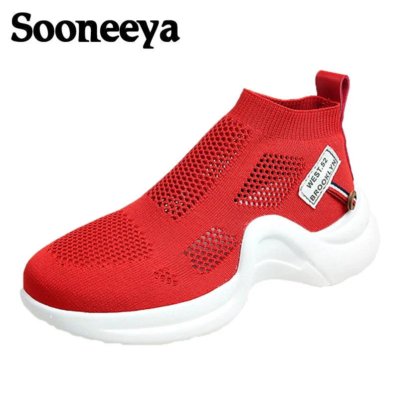 Женские туфли на плоской платформе Sooneeya черные повседневные Стрейчевые толстой