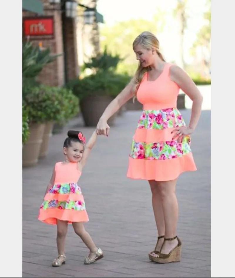 Mother And Daughter Pink Floral Dresses 2018 Family Matching Clothes Kids Parents Matching outfits Mommy And Me Dress
Mother And Daughter Pink Floral Dresses 2018 Family Matching Clothes Kids Parents Matching outfits Mommy And Me Dress