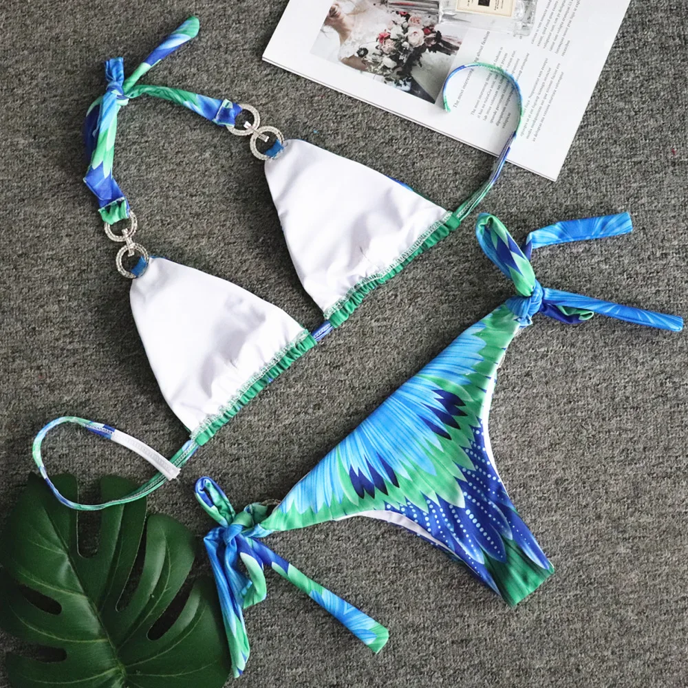 Diamond Bikini Push Up Bikini Set 2019 Printed Feather Sexy Women Rhinestone Diamond Gem Strappy Swimsuit Swimwear Beach Bath
Diamond Bikini Push Up Bikini Set 2019 Printed Feather Sexy Women Rhinestone Diamond Gem Strappy Swimsuit Swimwear Beach Bath
