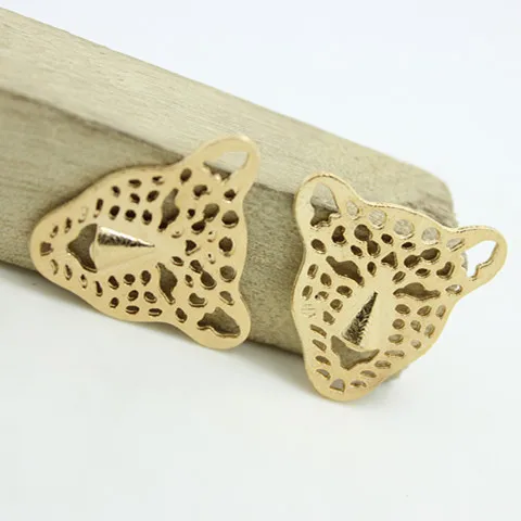 30pcs 25*26mm Mini Hollow Leopard Head Charms Vintage KC Gold Metal Zinc Alloy Trendy Pendant Fit DIY Jewelry Making 3B331
30pcs 25*26mm Mini Hollow Leopard Head Charms Vintage KC Gold Metal Zinc Alloy Trendy Pendant Fit DIY Jewelry Making 3B331