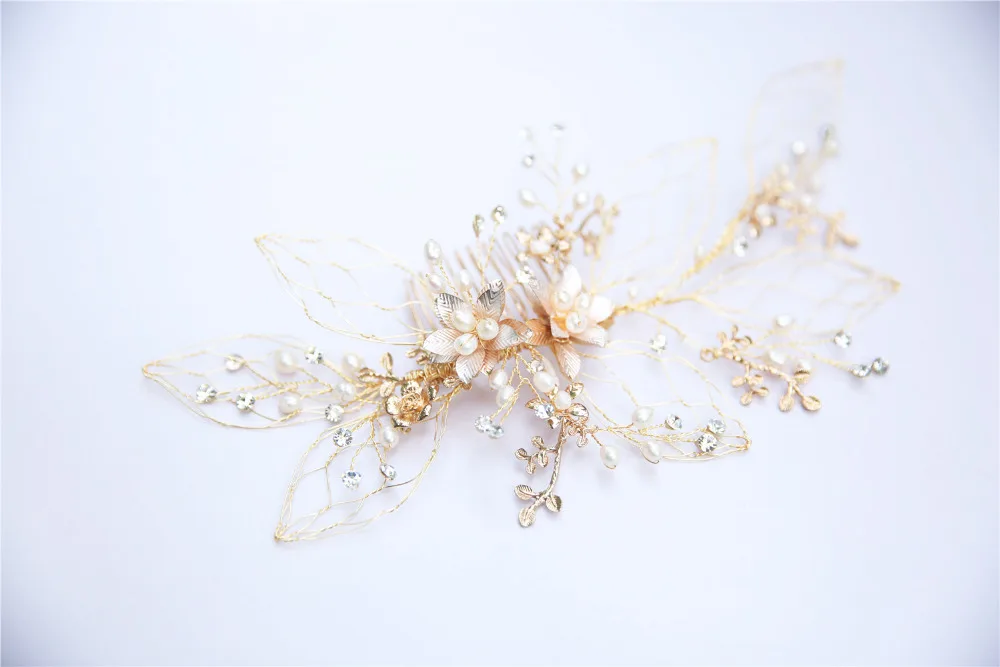Freshwater Pearls Bridal Hair Comb Alloy Flowers Wedding Headpiece Handmade Hair Accessories For Brides
Freshwater Pearls Bridal Hair Comb Alloy Flowers Wedding Headpiece Handmade Hair Accessories For Brides