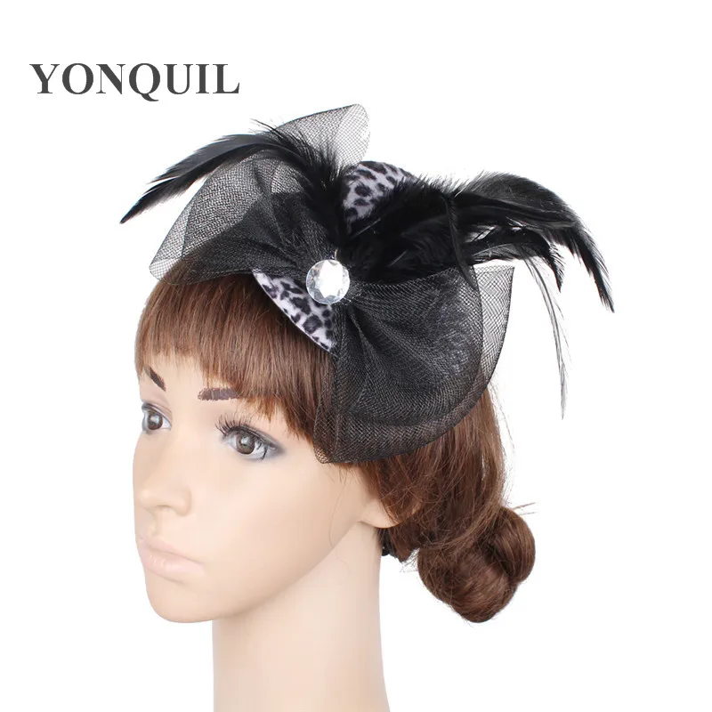 Lady Girls Children Fascinators Hair Clip Mini Top Party Hat Cap Bowknot Feather Show DIY Accessory 5 Colors Available SYF257
Lady Girls Children Fascinators Hair Clip Mini Top Party Hat Cap Bowknot Feather Show DIY Accessory 5 Colors Available SYF257