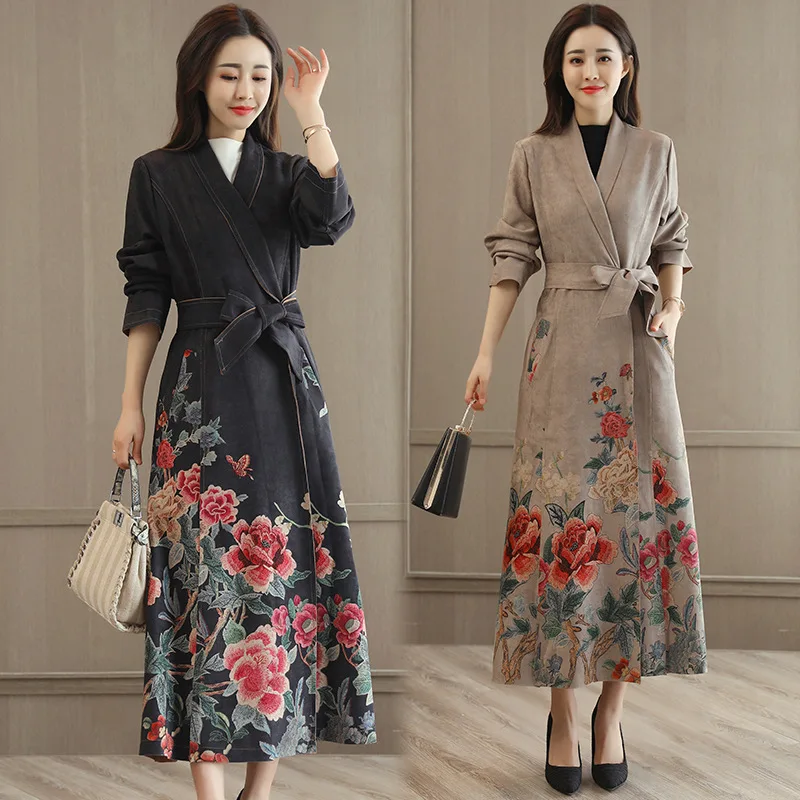 2019 Spring Autumn New Suede Trench Coat Ladies Vintage Fashion Long-Sleeve Print Long Windbreaker Outerwear Women Clothing
2019 Spring Autumn New Suede Trench Coat Ladies Vintage Fashion Long-Sleeve Print Long Windbreaker Outerwear Women Clothing