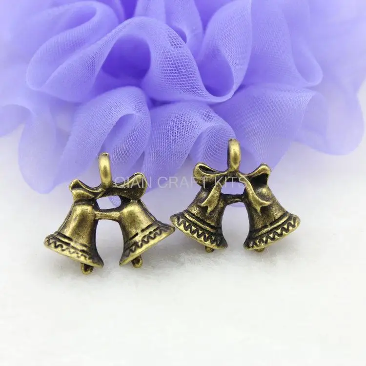 150pcs 3d 17*15mm Christmas jingle bell antique bronze zinc alloy pendants charms DIY for Jewelry fittings accessories
150pcs 3d 17*15mm Christmas jingle bell antique bronze zinc alloy pendants charms DIY for Jewelry fittings accessories