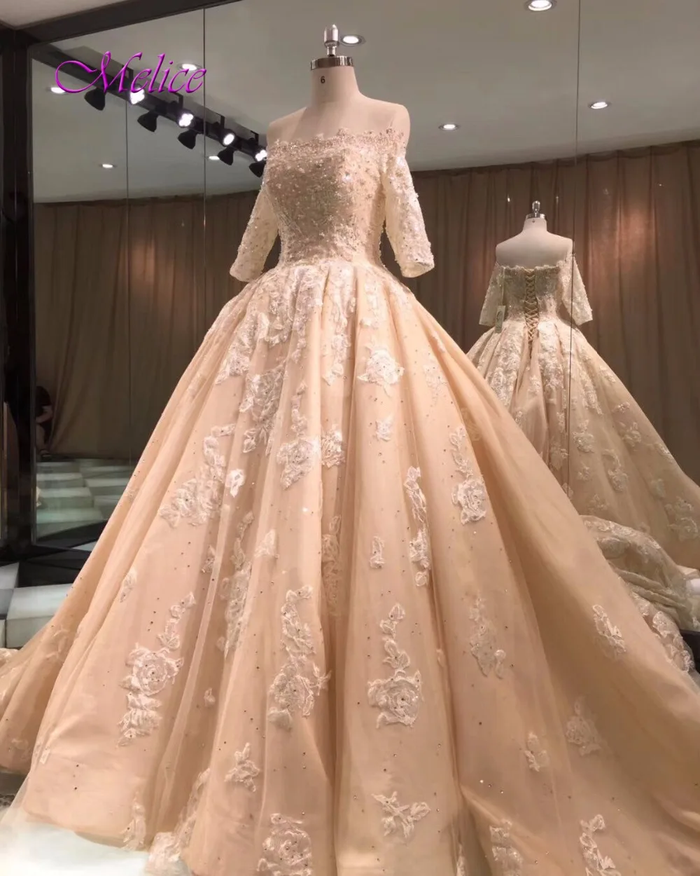 Melice Glamorous Appliques Beaded Royal Train Princess Wedding Dresses 2022 Boat Neck Half Sleeve Wedding Gown Robe De Mariage
Melice Glamorous Appliques Beaded Royal Train Princess Wedding Dresses 2022 Boat Neck Half Sleeve Wedding Gown Robe De Mariage