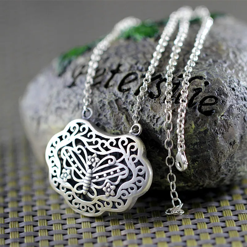 L&P Pure Handmade Sterling Silver pendant necklace jewelry Folk style lady hollow lock necklace
L&P Pure Handmade Sterling Silver pendant necklace jewelry Folk style lady hollow lock necklace