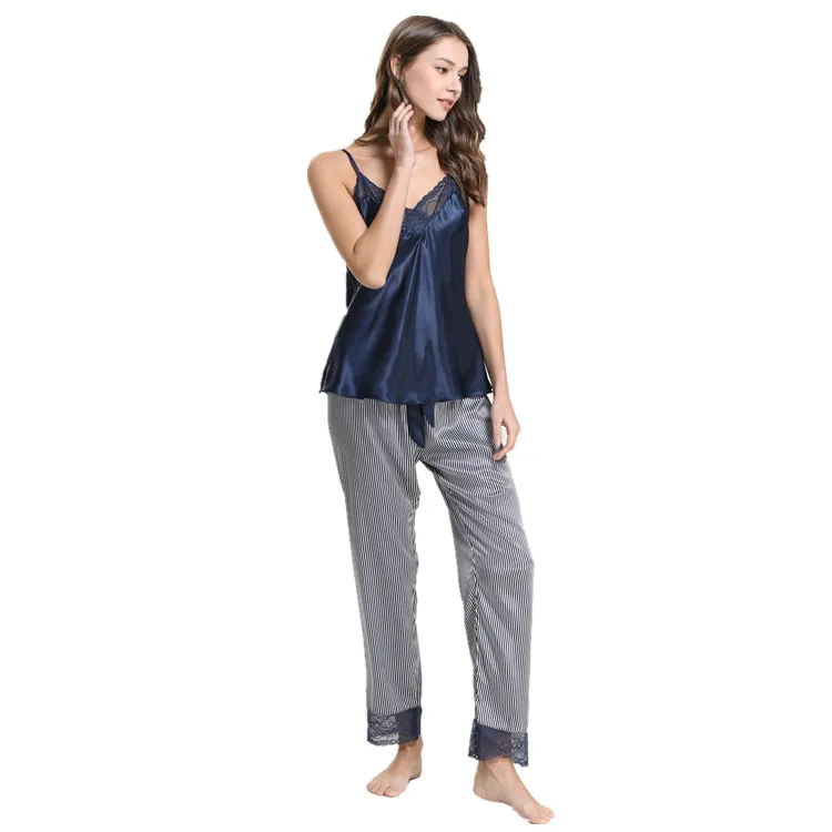 Pajama girl summer sexy lace lace V-collar stripes slacks loose comfortable home wear suit can be worn out 
Pajama girl summer sexy lace lace V-collar stripes slacks loose comfortable home wear suit can be worn out