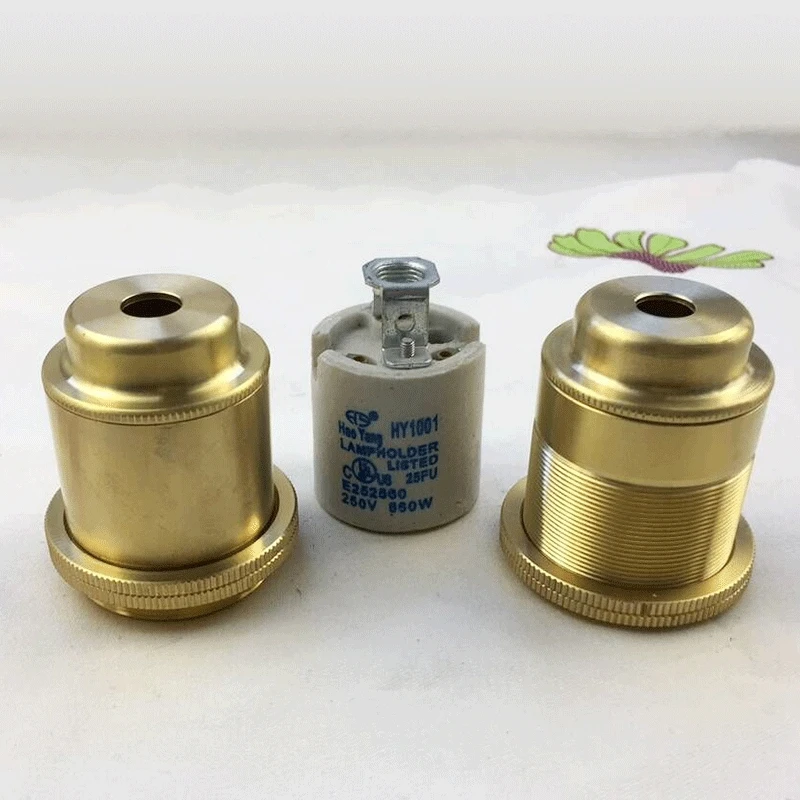 1set retro pure brass lamp holder E27 ceramic lamp heart-free tube connection 40 open disk lighting accessories
1set retro pure brass lamp holder E27 ceramic lamp heart-free tube connection 40 open disk lighting accessories